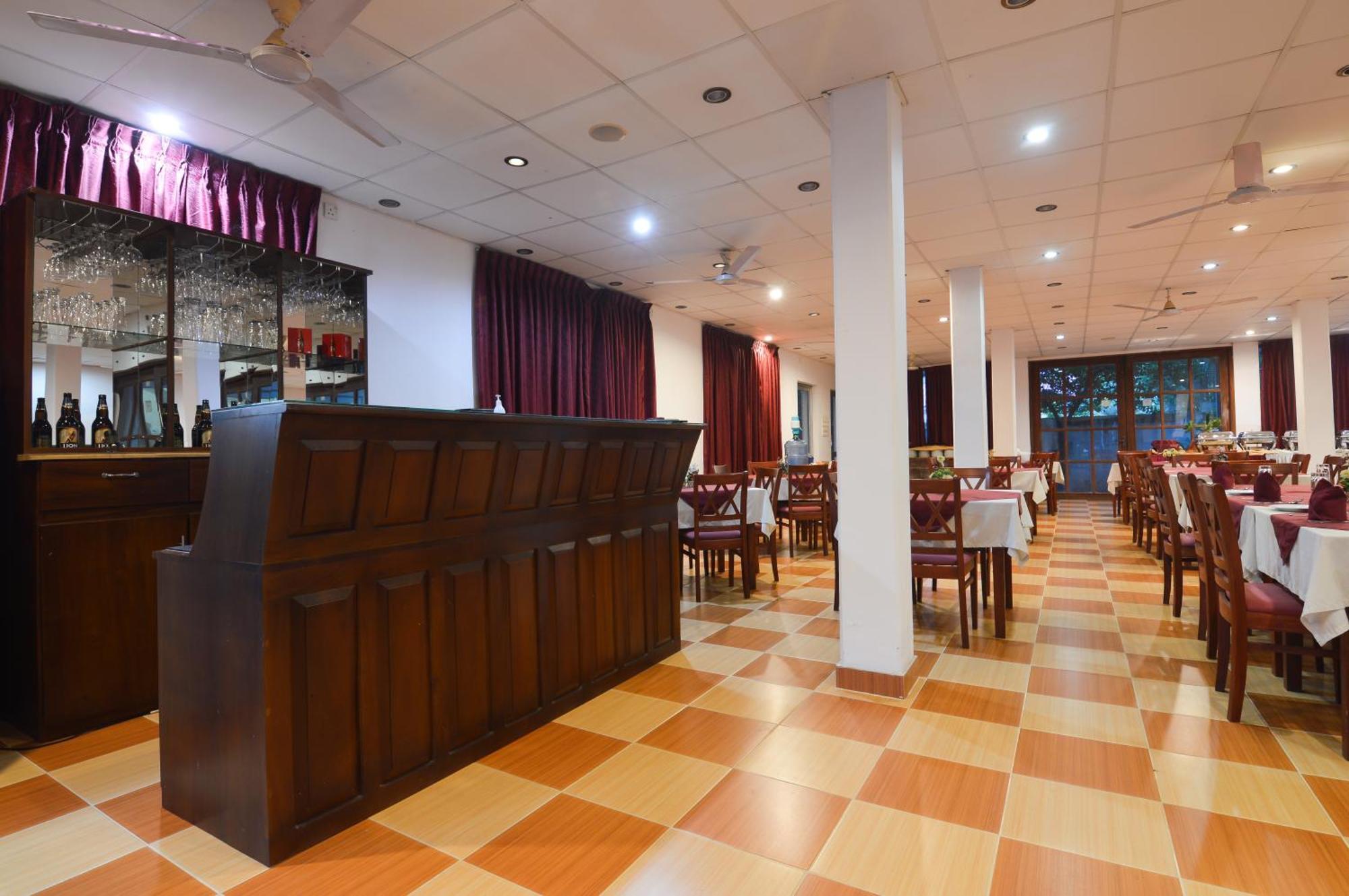 Siyanco Holiday Resort Polonnâruvâ Extérieur photo
