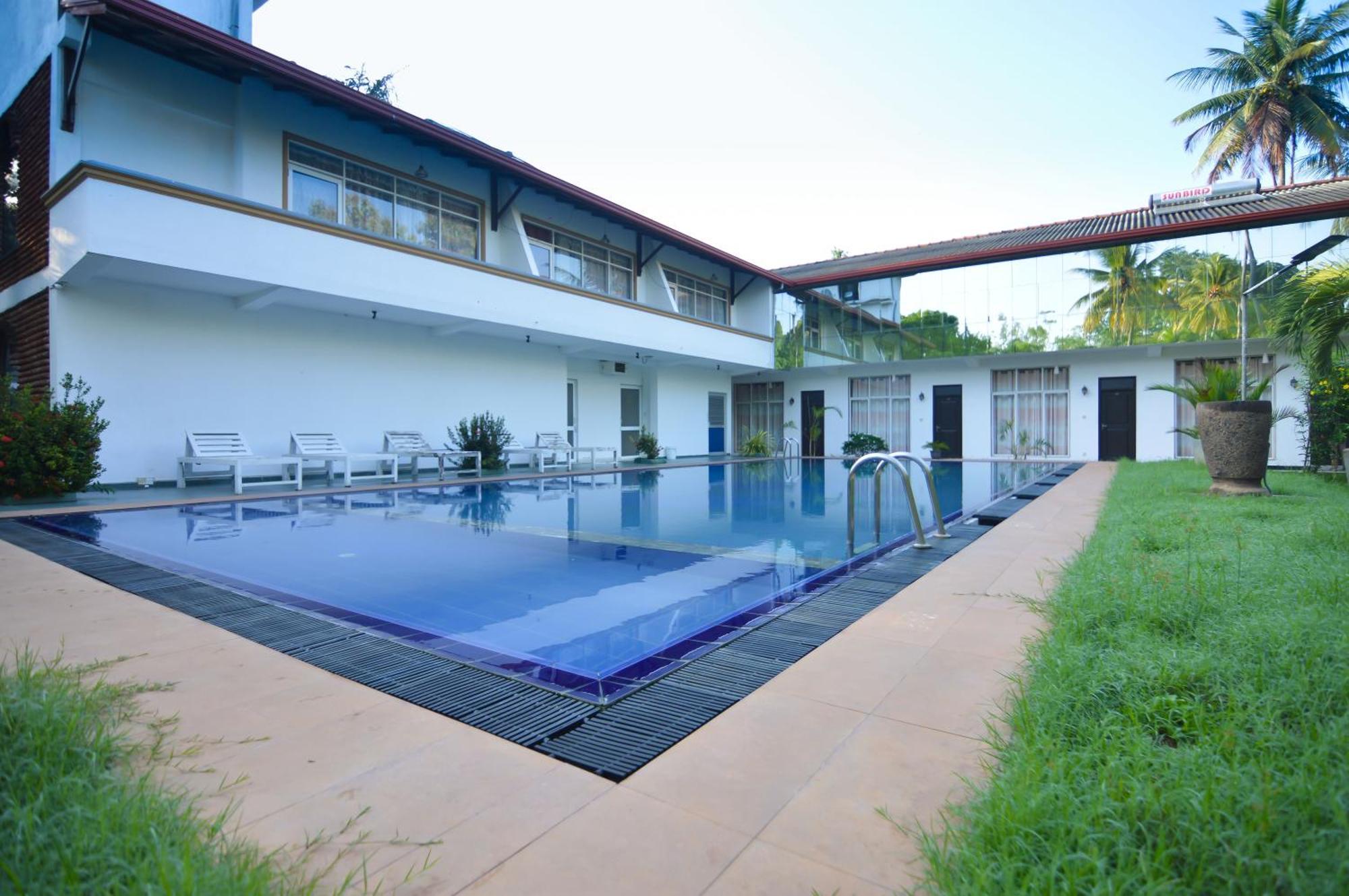 Siyanco Holiday Resort Polonnâruvâ Extérieur photo