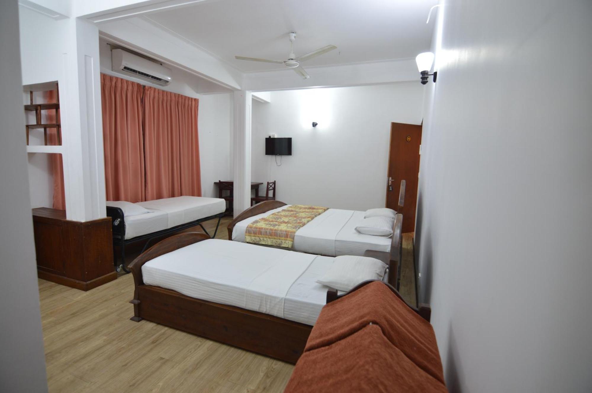 Siyanco Holiday Resort Polonnâruvâ Extérieur photo